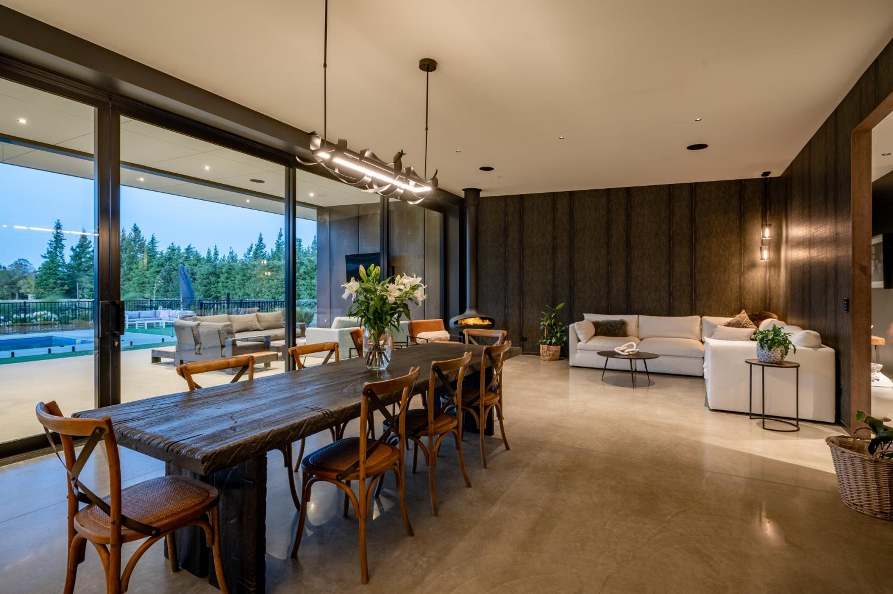 dining
