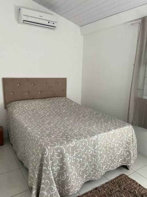 Grey House - Canasvieiras - Florianopolis