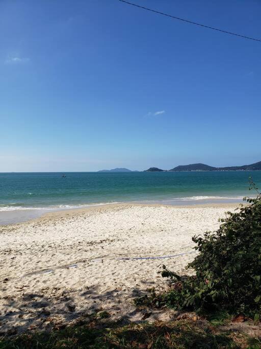 Grey House - Canasvieiras - Florianopolis