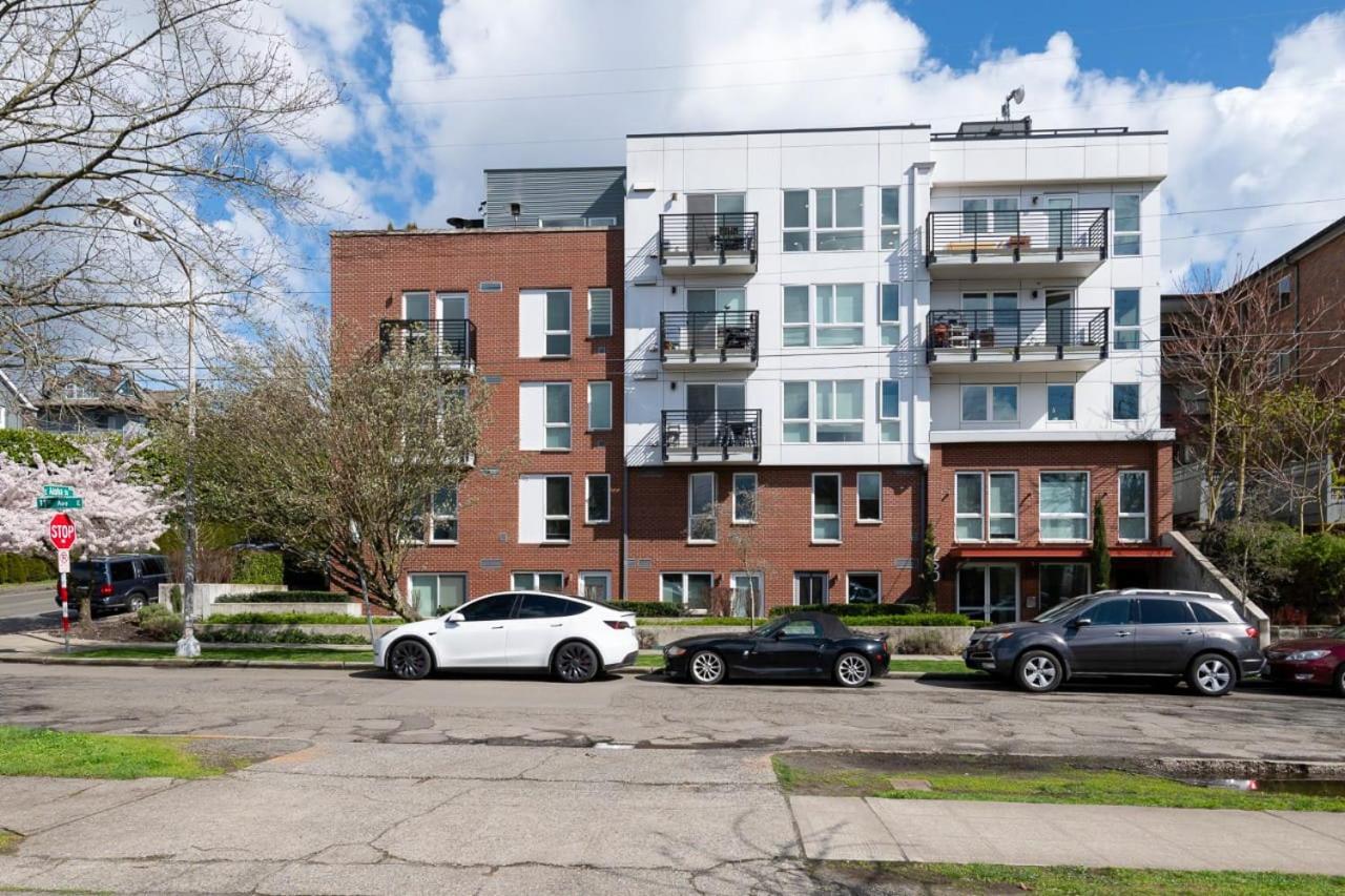 Stunning Capitol Hill 1BD Condo view 2