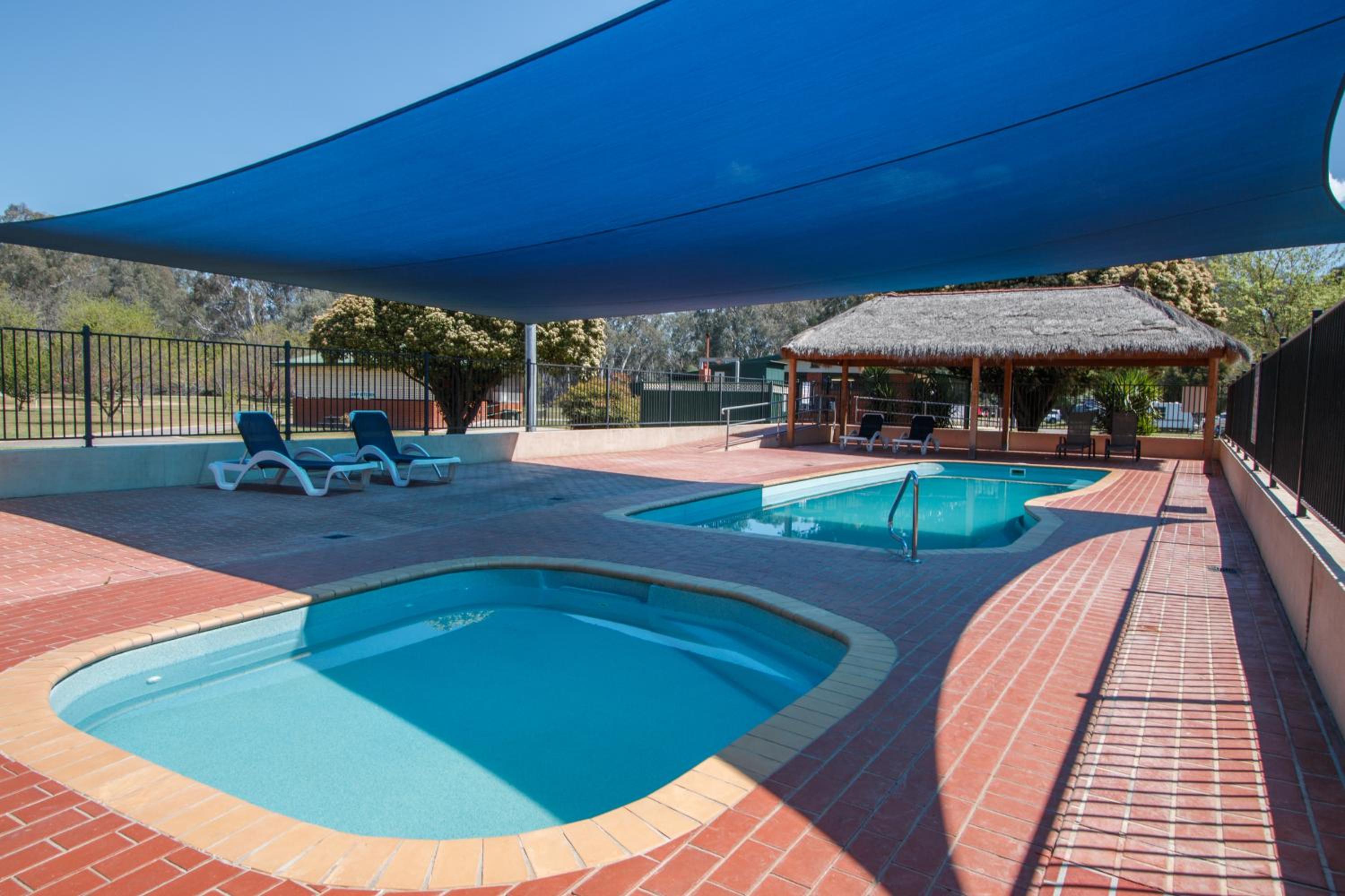 Painters Island Holiday Park