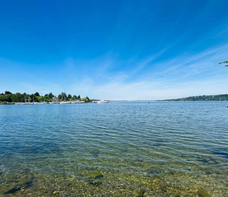 Blue Heron Manor - Historic charm centrally located