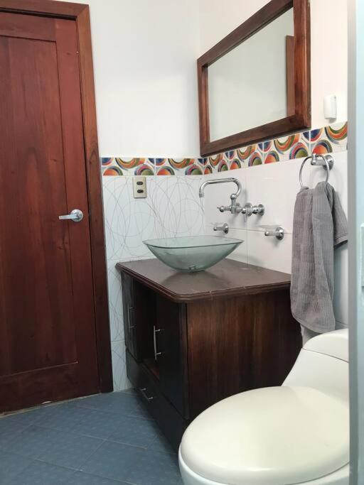 Linda casa con jacuzzi