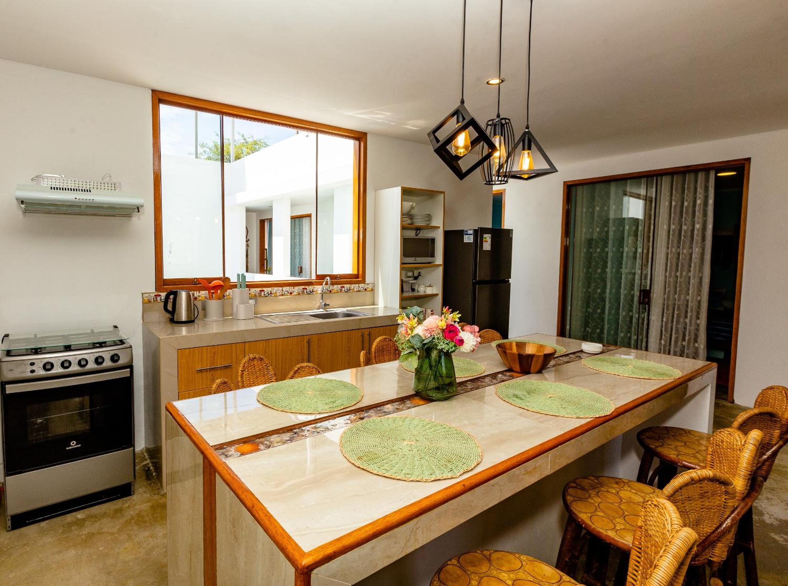 PUPUKEA HOUSE Mancora