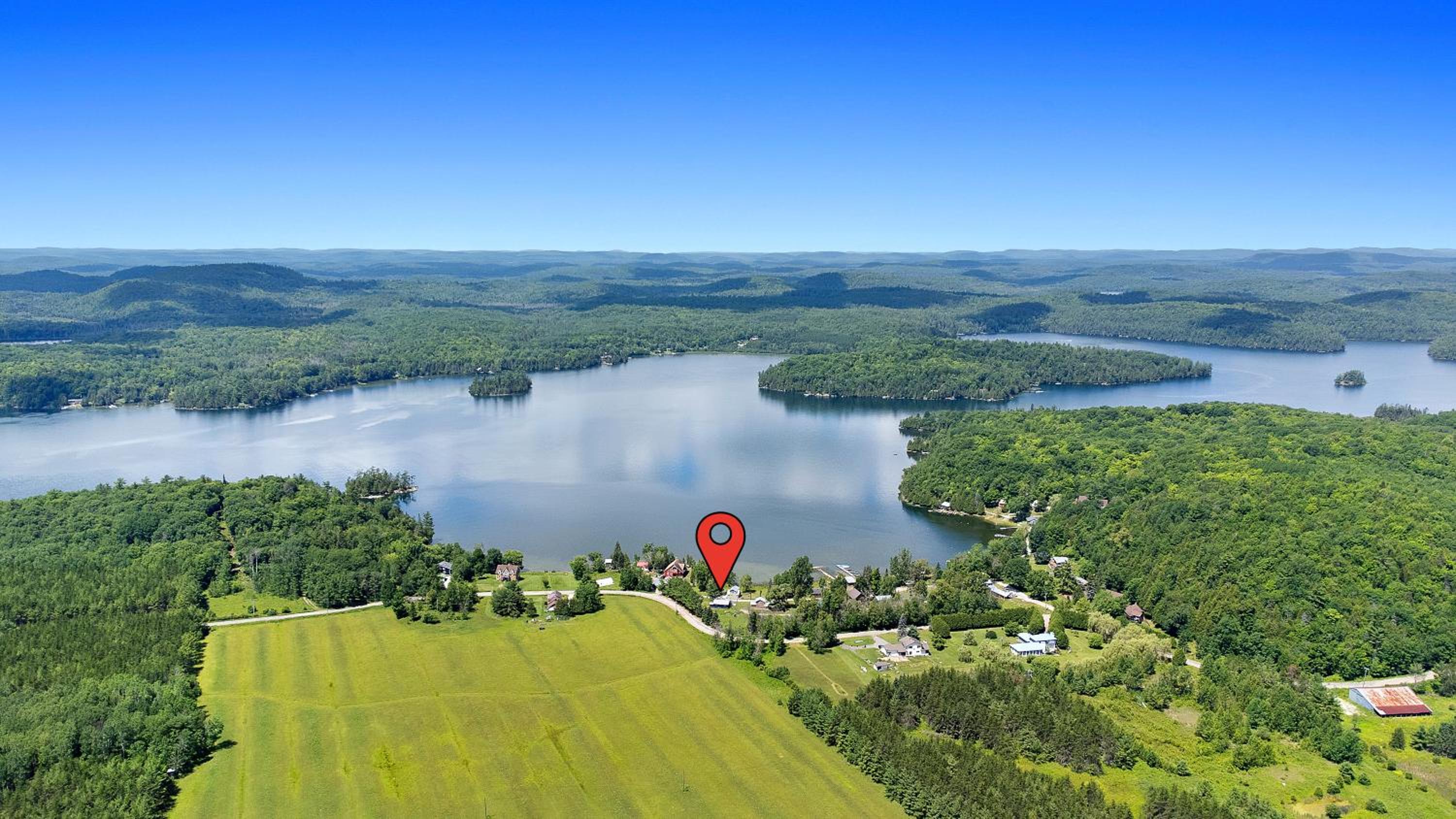 Navy Cottage on Lac Heney