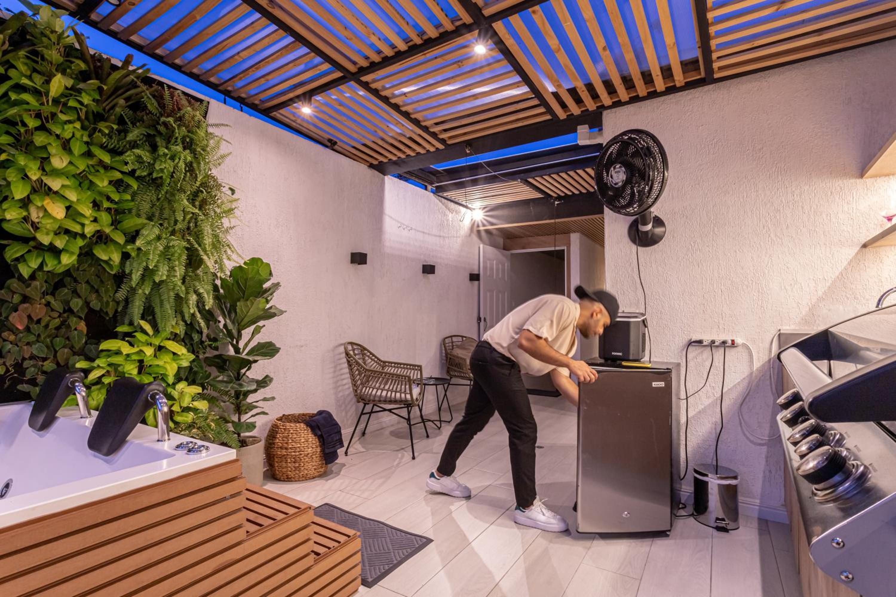 Jacuzzi Privado, Casa de Lujo Norte Medellin