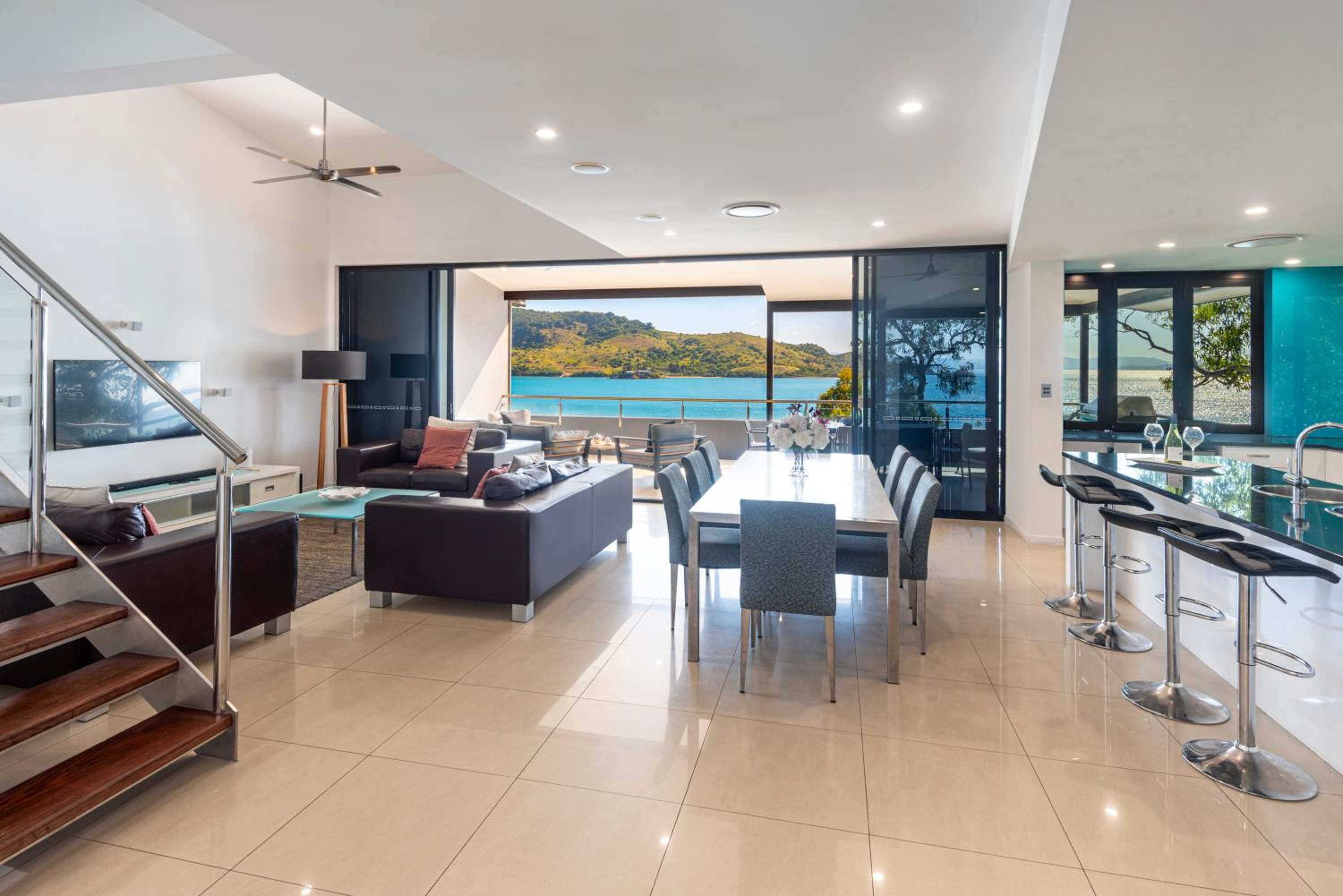 Edge Apartments on Hamilton Island by HIHA
