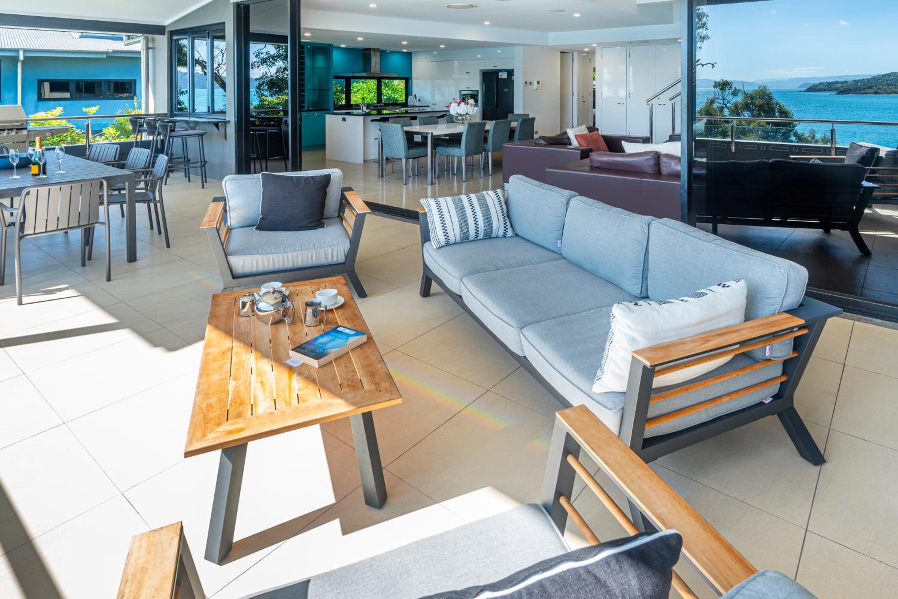 Edge Apartments on Hamilton Island by HIHA