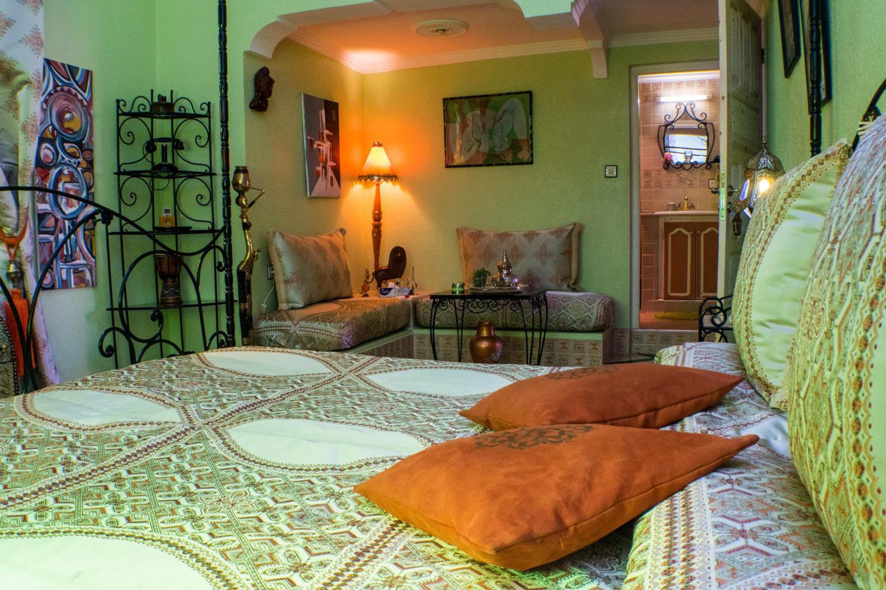 hotel room