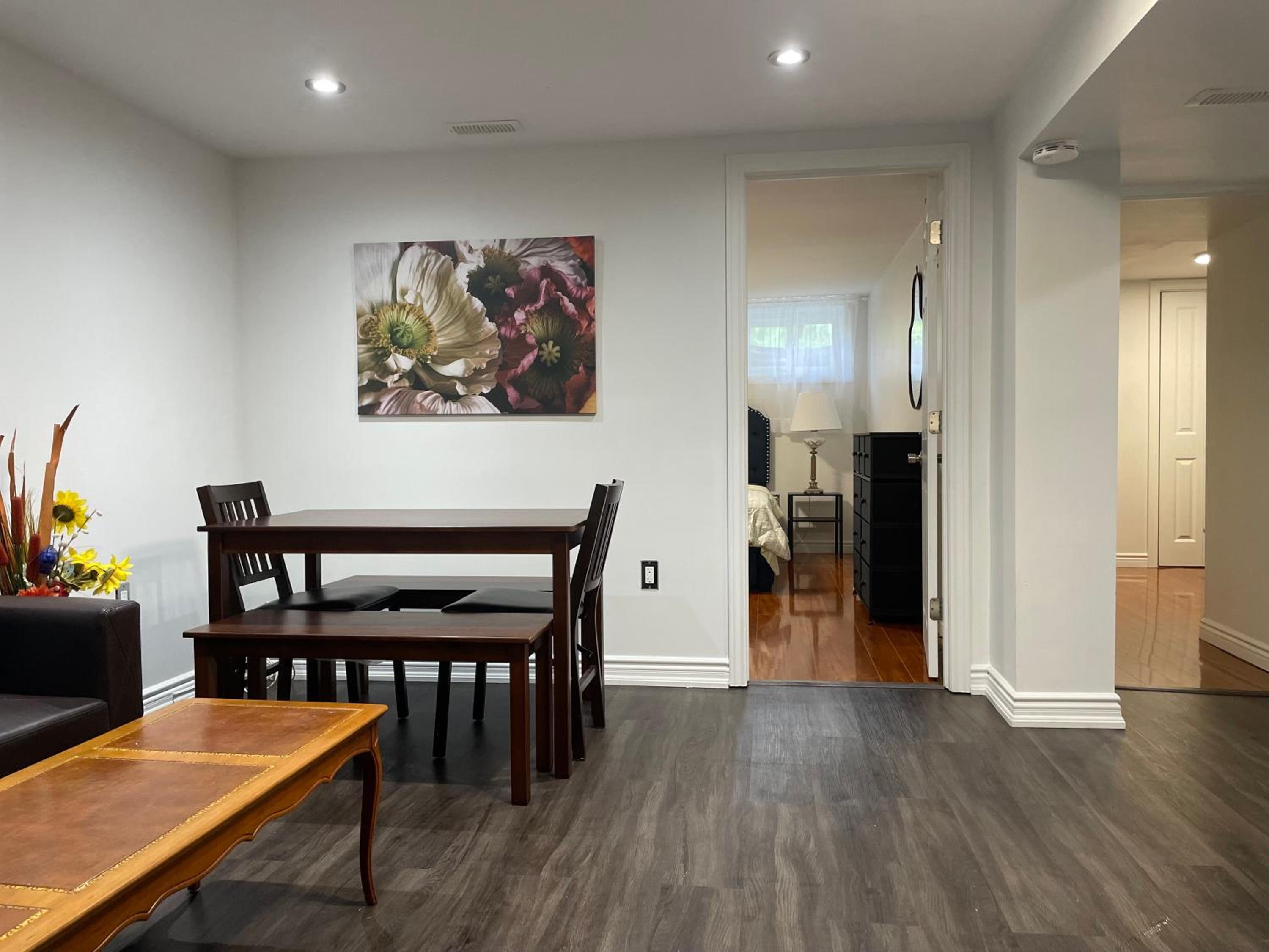 Entire Floor Privet yard King Queen Twin