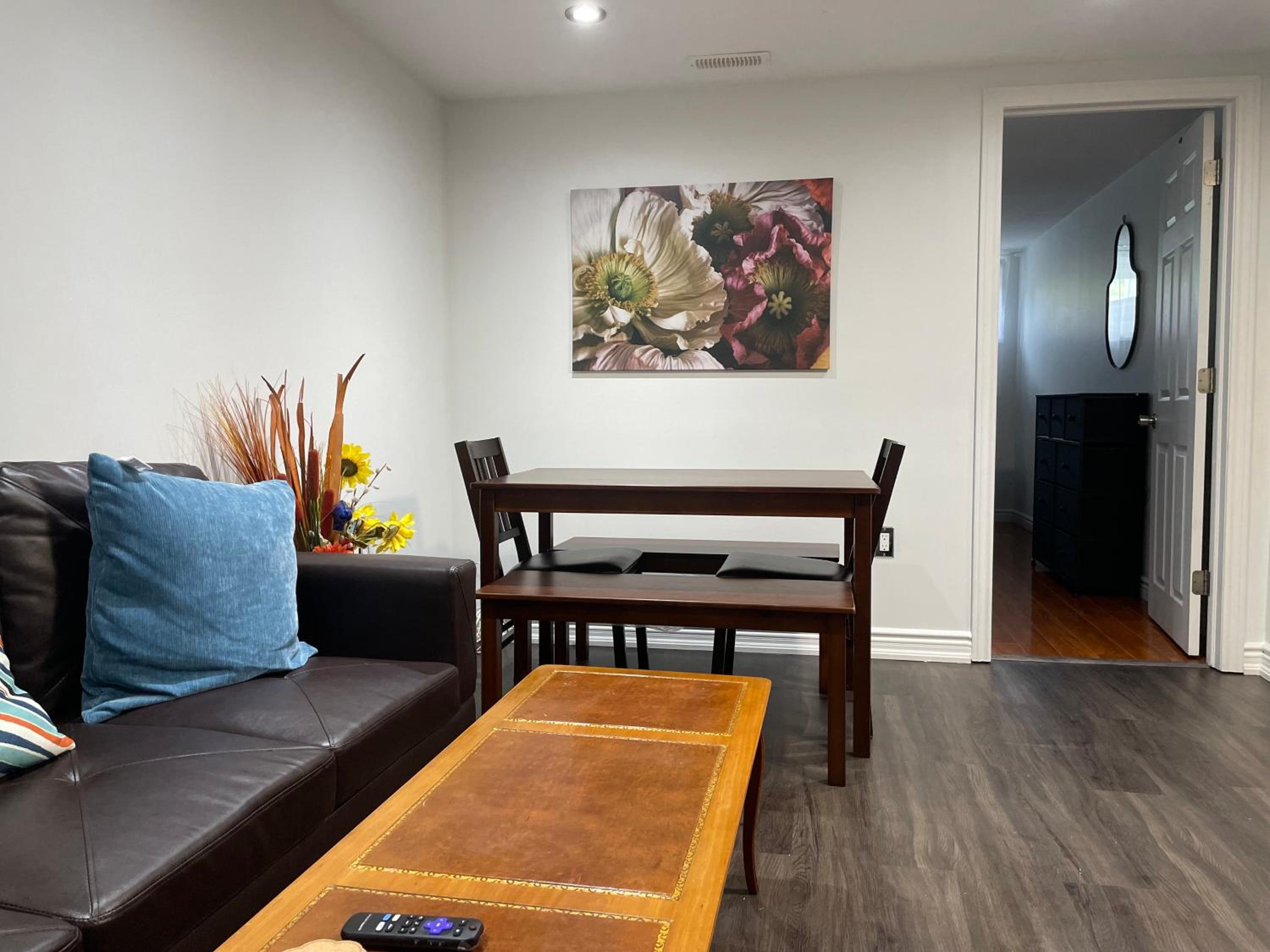 Entire Floor Privet yard King Queen Twin