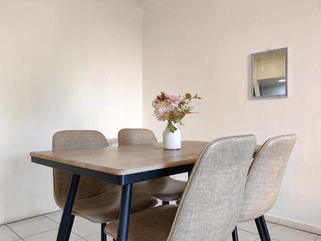 API API APARTMENT HOMESTAY BESIDE CENTRE POINT 1BR 3Pax photo 5