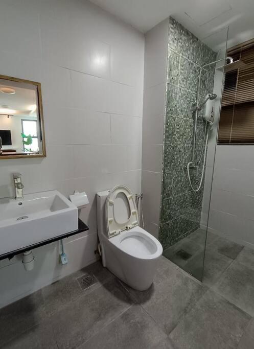JazzSuites Vivacity Kuching Home photo 5