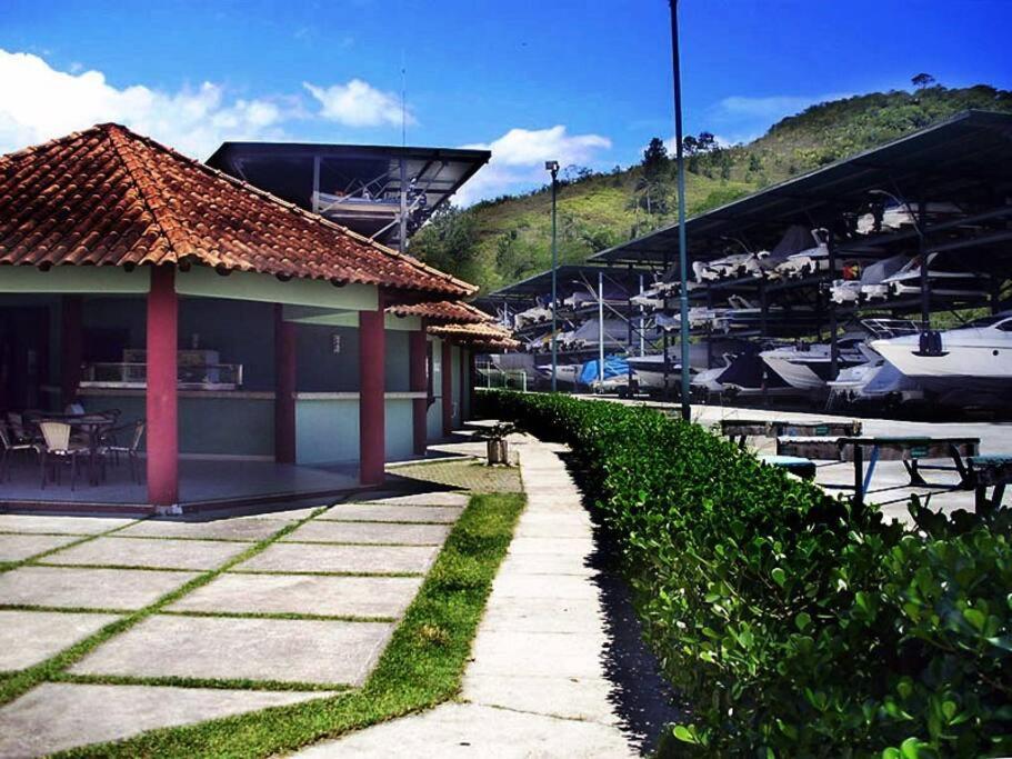 Belíssimo Duplex no Resort Costabella em Angra dos Reis