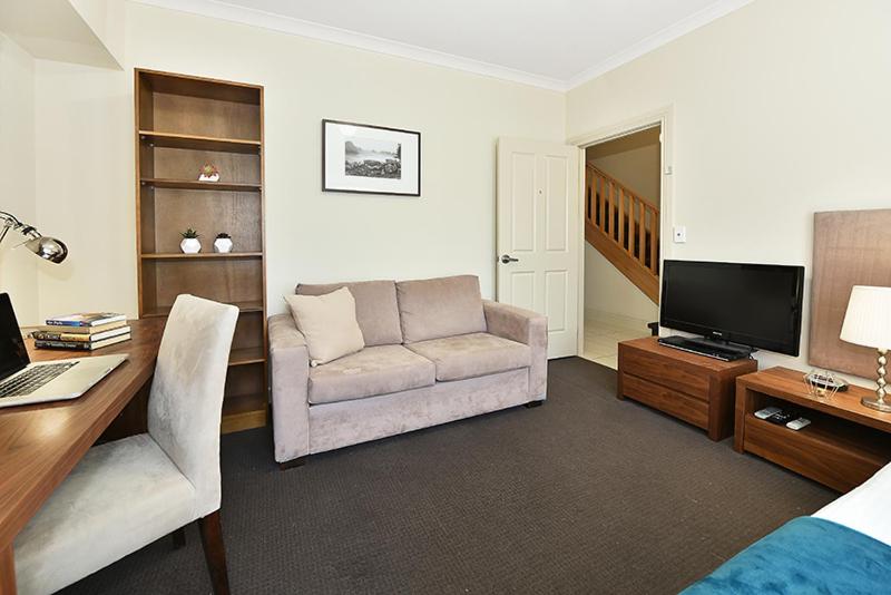 4C- Executive Rooms in Premium Shared Accommodation