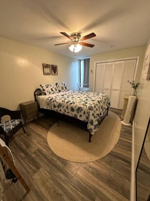 Valley Vibes and Beach Bliss Condo for Family Nomads