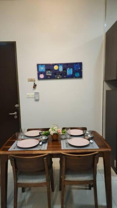 Novi Villa at Danga Bay, JB City Centre, 2BR, 6 pax, WiFi
