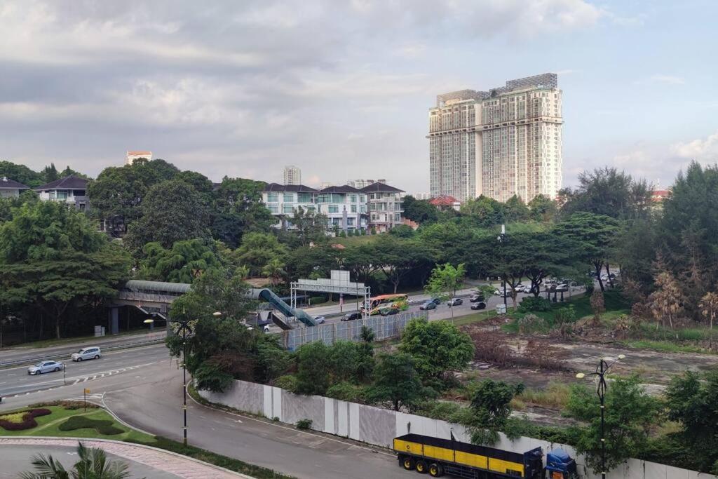 Novi Villa at Danga Bay, JB City Centre, 2BR, 6 pax, WiFi