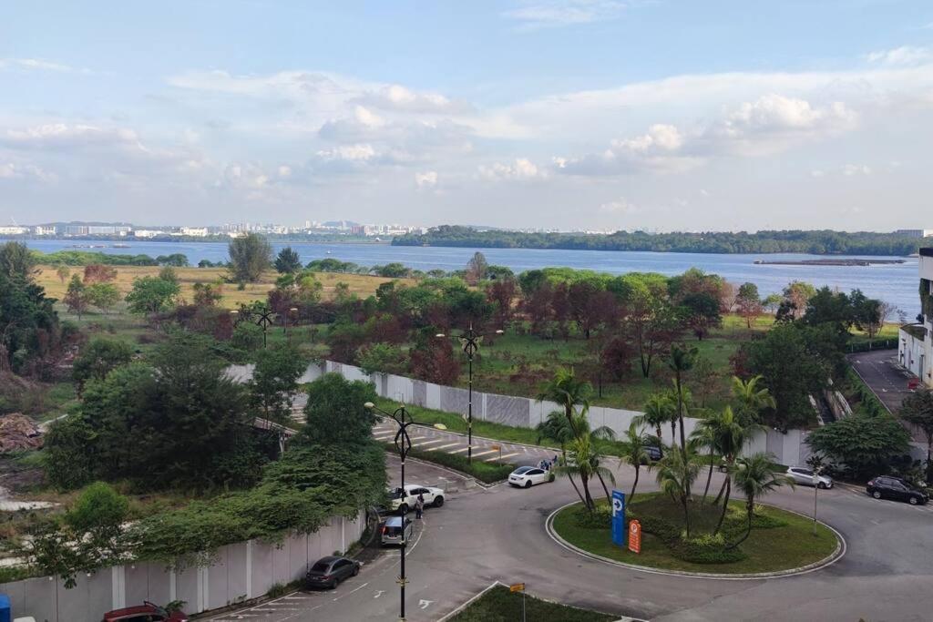 Novi Villa at Danga Bay, JB City Centre, 2BR, 6 pax, WiFi
