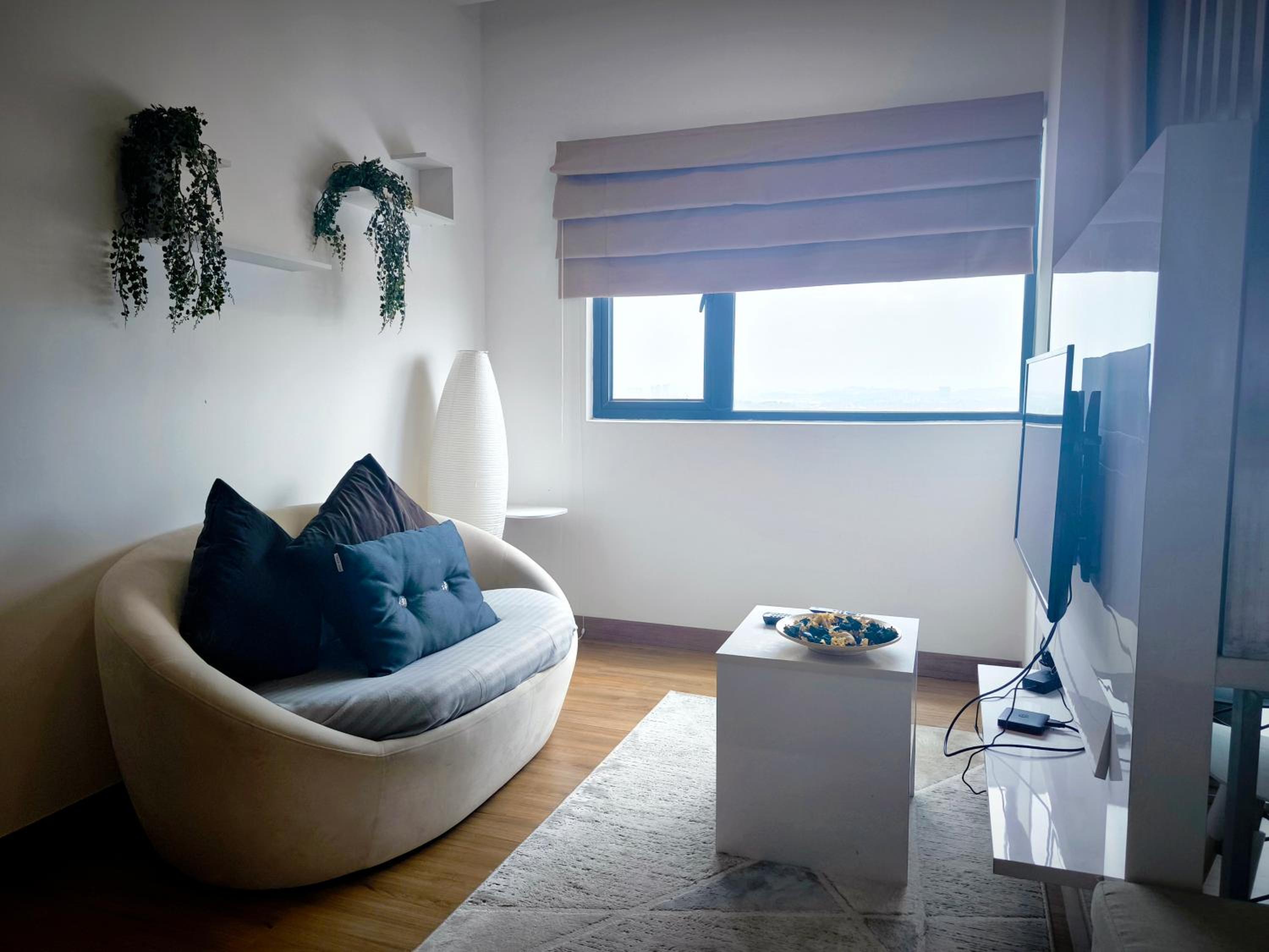 Eshue Designer Suites @ Simfoni Towers