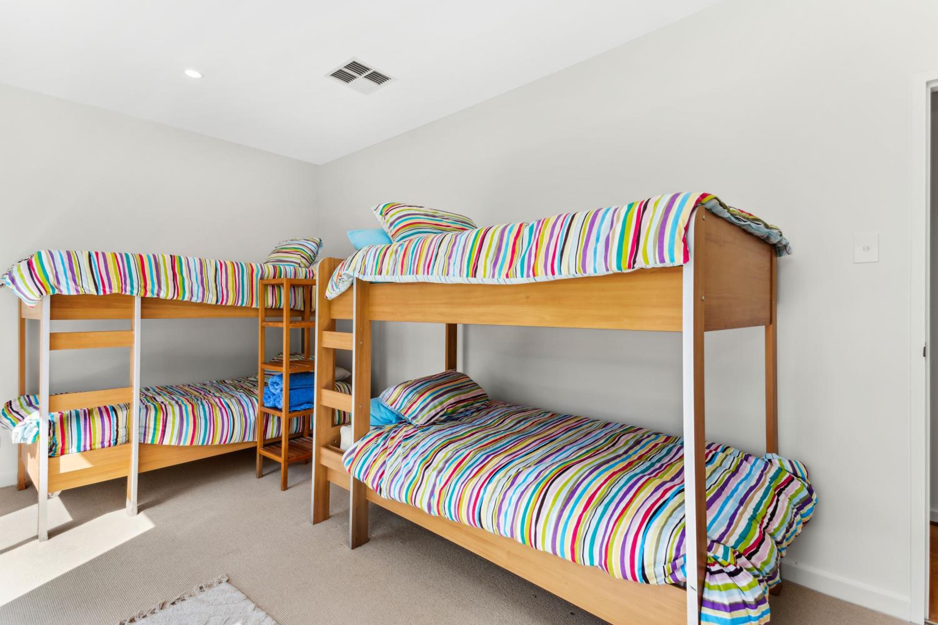 Views on Seascape - Beachfront accommodation