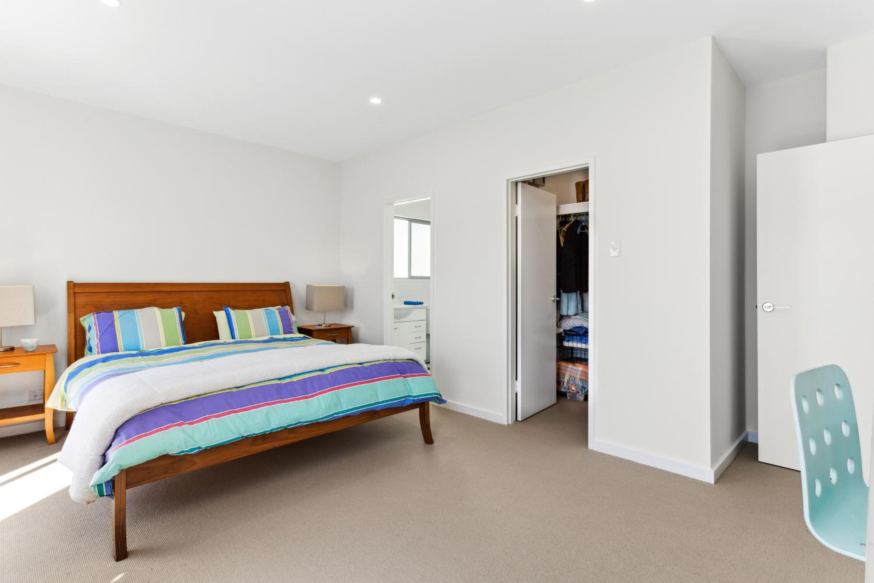 Views on Seascape - Beachfront accommodation