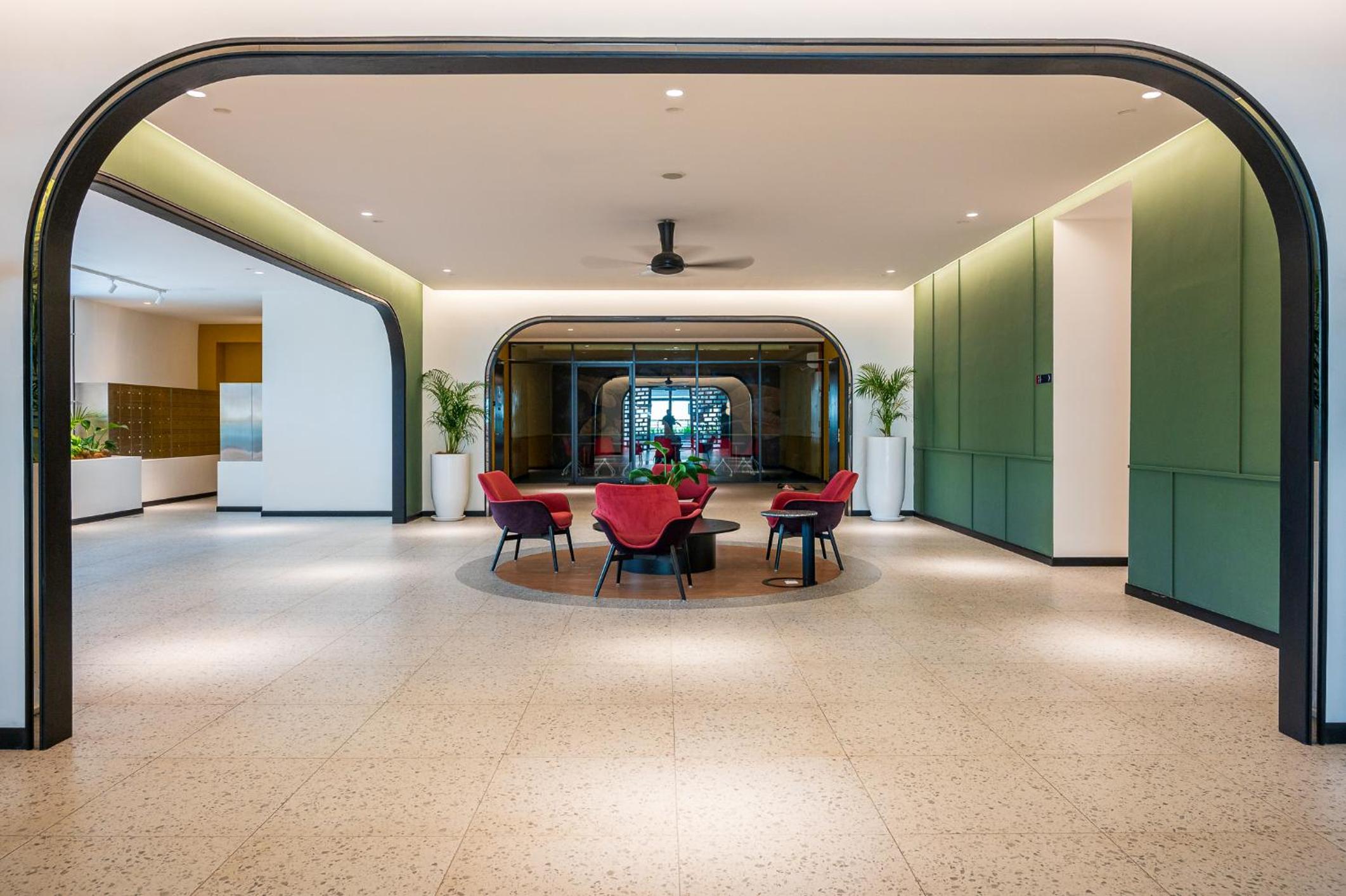 UNO Promenade By The Conts