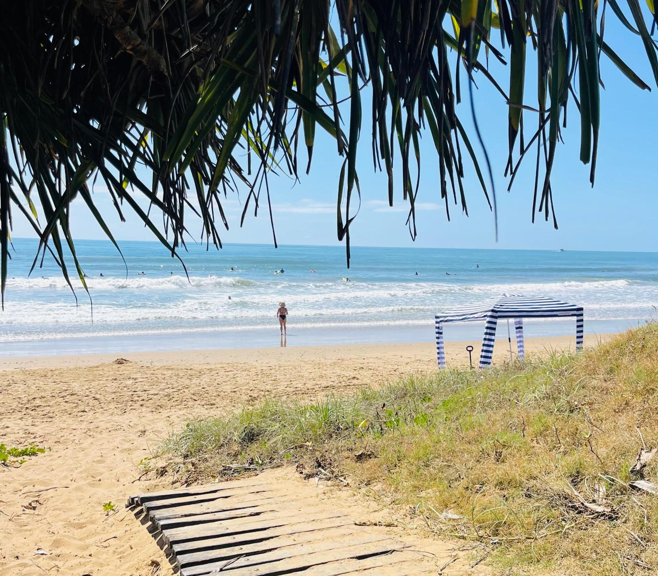 BargaraBeachDogFriendly