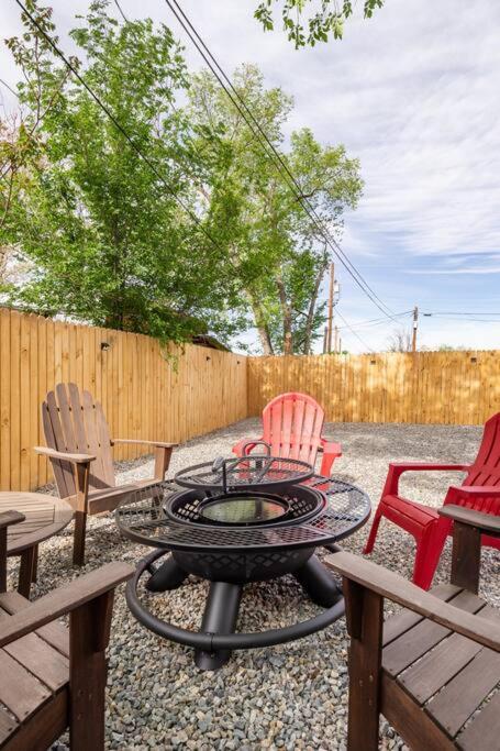 House with Great Beds, Full Kitchen, Fenced Yard view 2