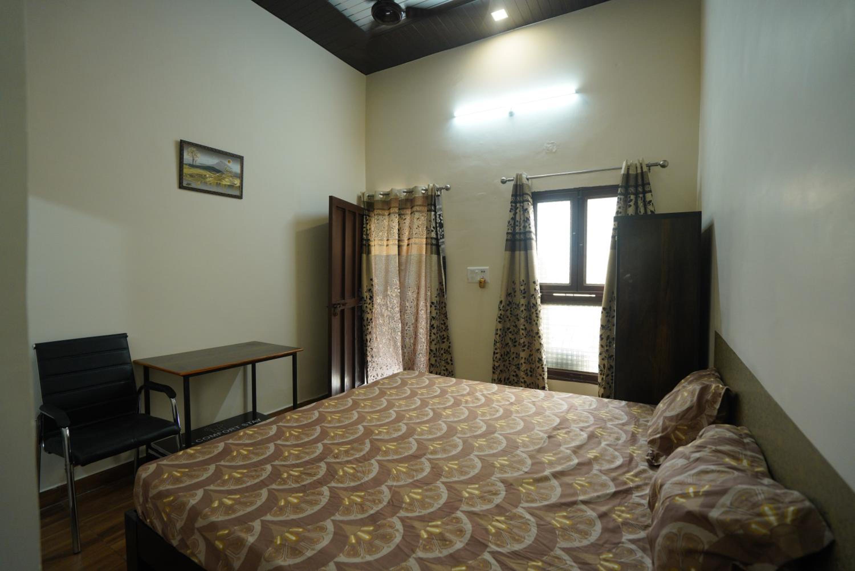 Room in Haldwani with private Kitchen & Bath view 3