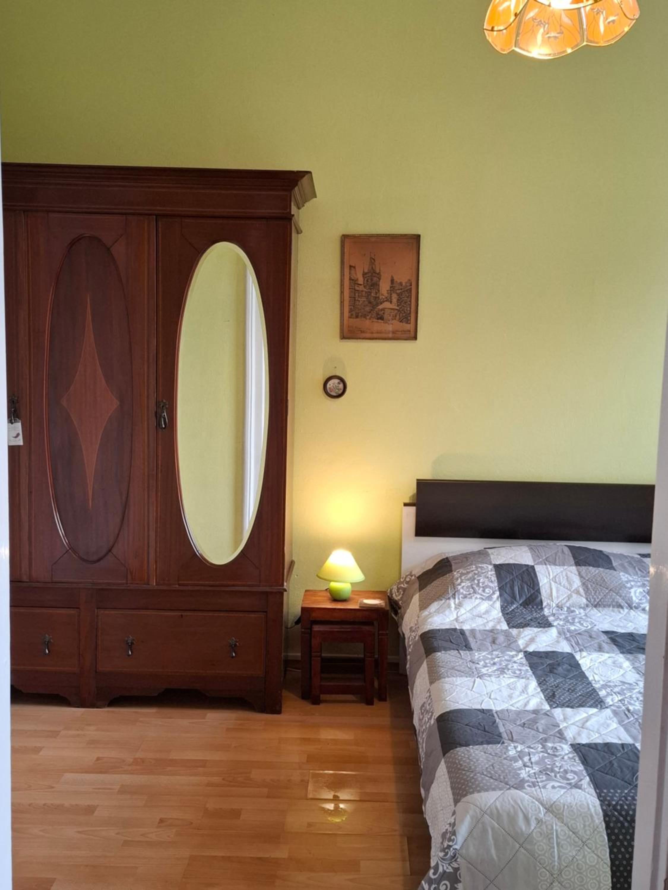 bedroom