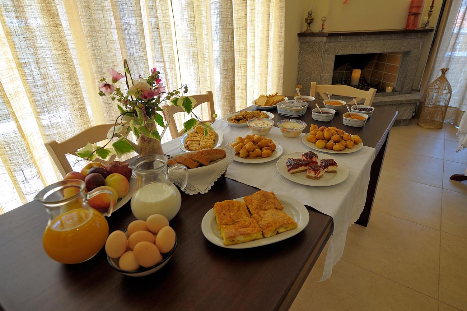 Dianthos Guesthouse view 4