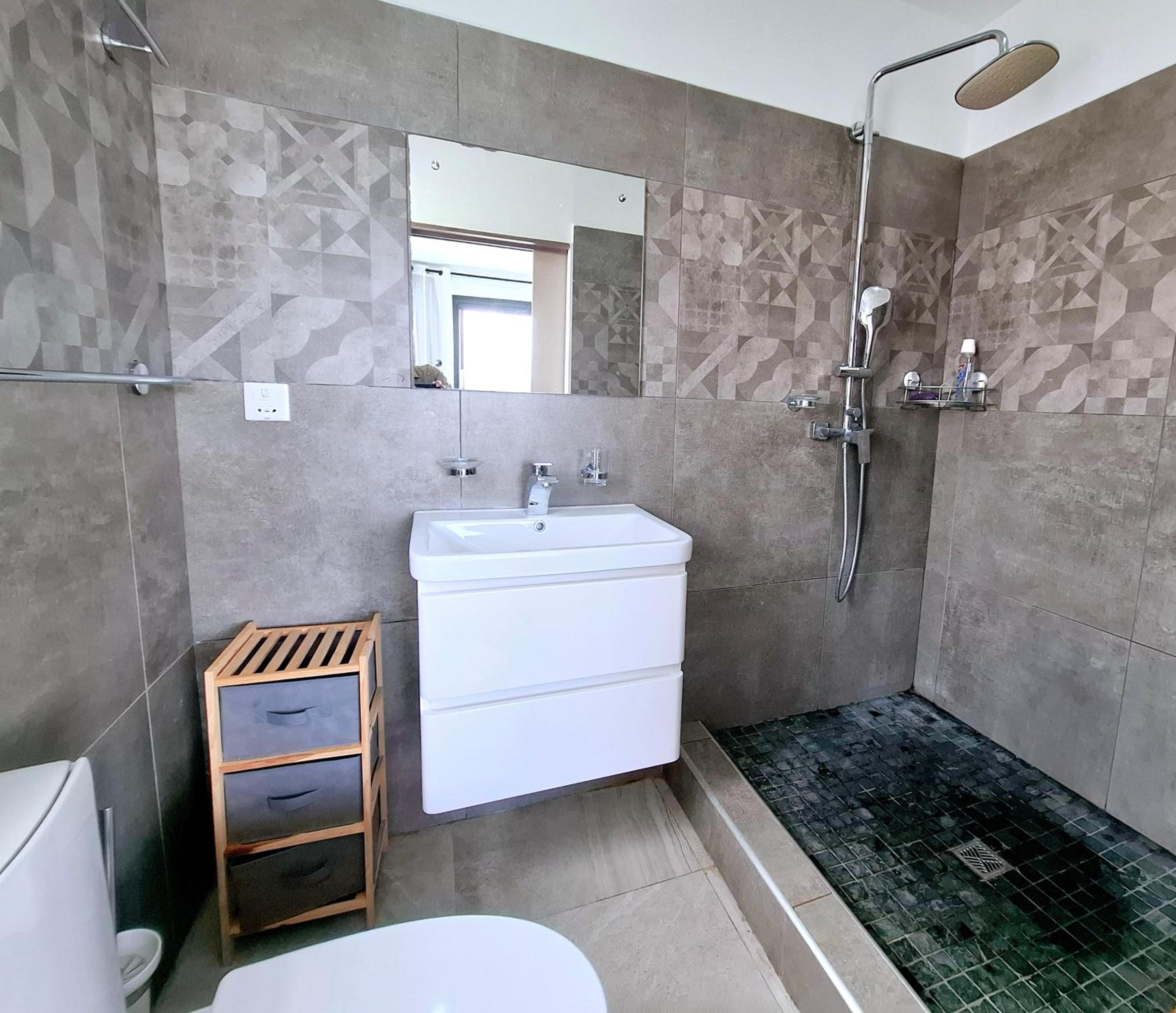 Villa Frangipany - Pereybere - Moderne, Charmante avec Piscine Privée view 3
