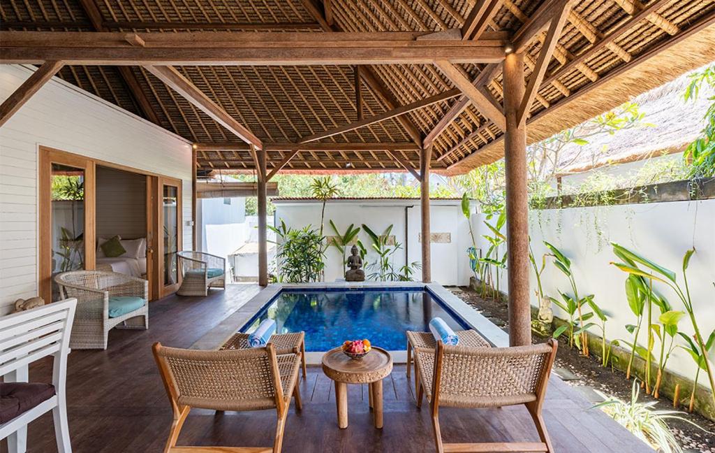 Tropica Tranquility