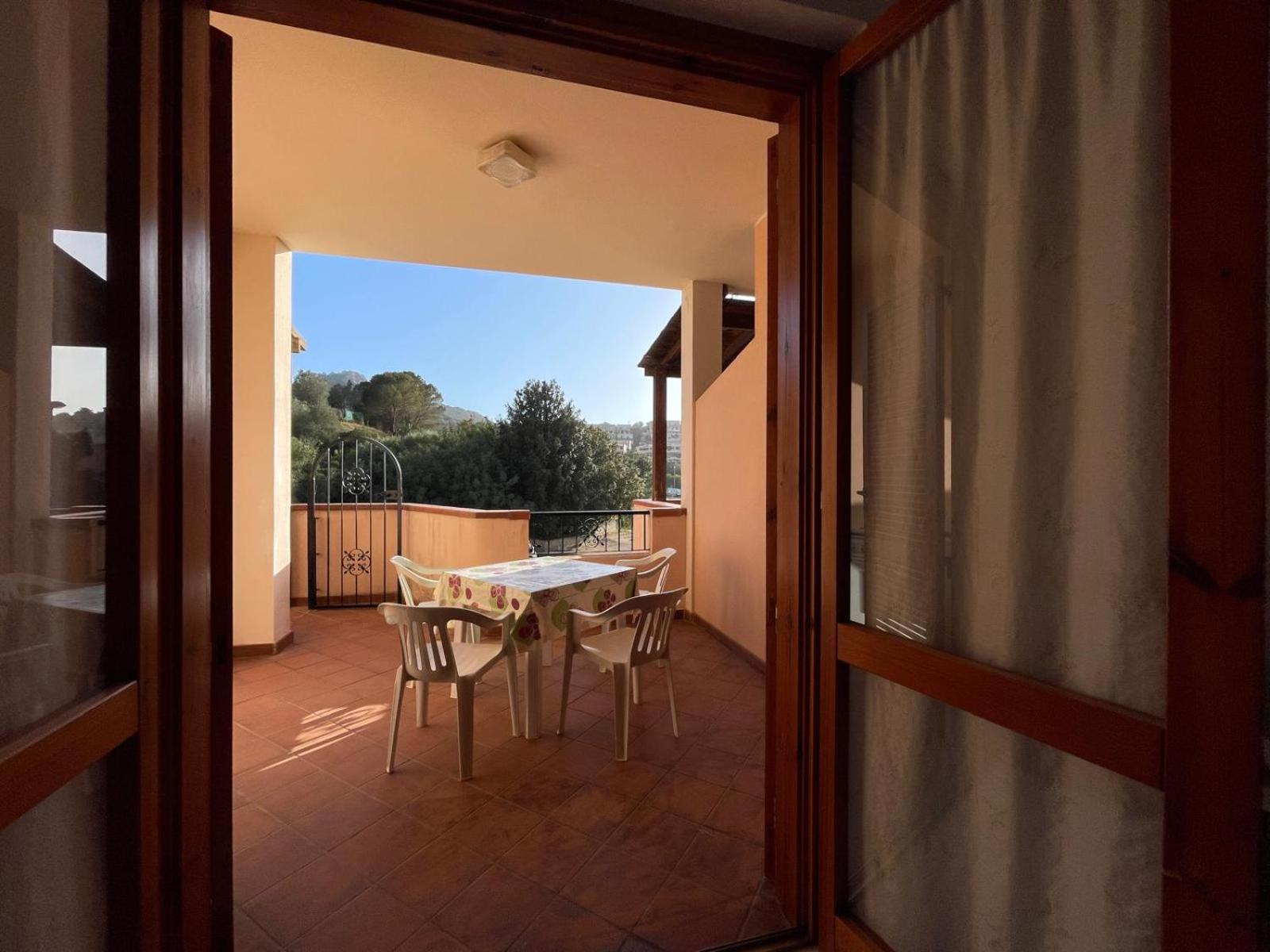 Villetta con giardino e Bbq al centro di Villasimius