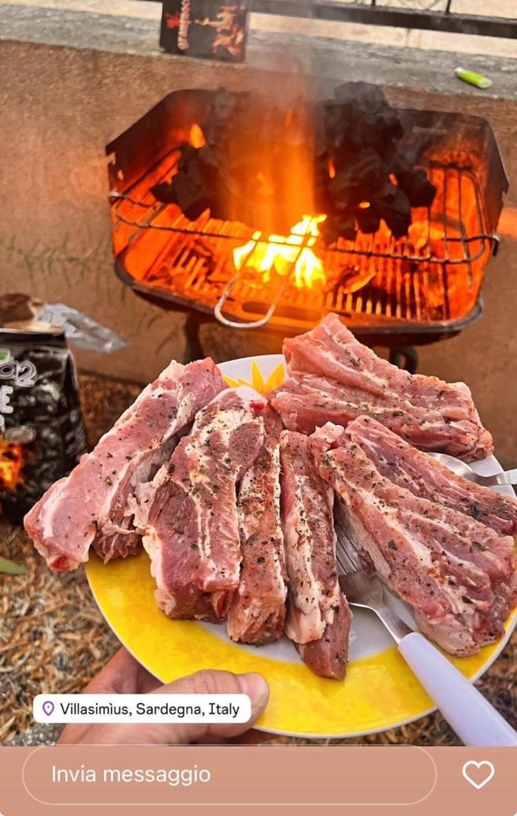 Villetta con giardino e Bbq al centro di Villasimius