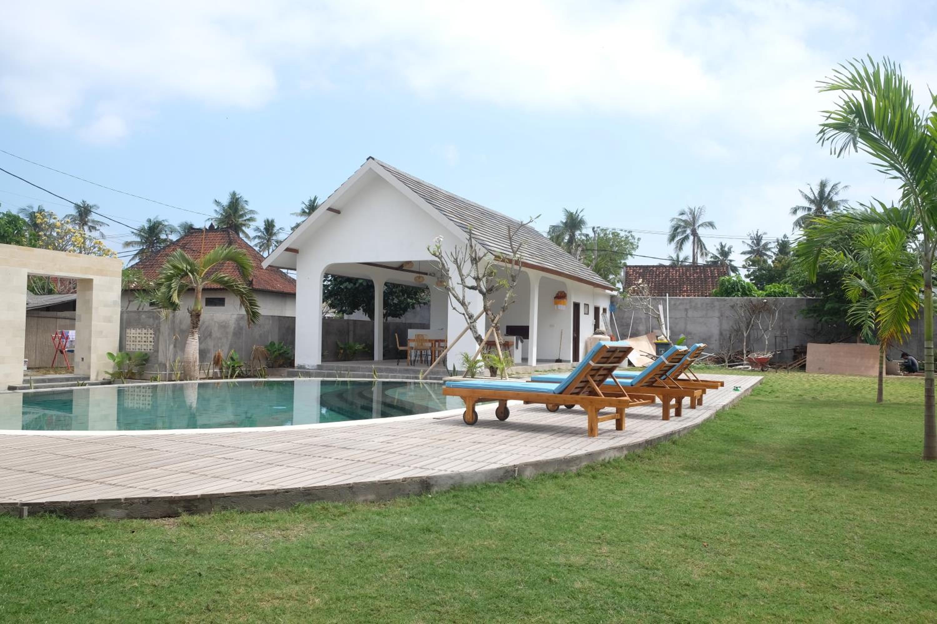 Dipenida Bali