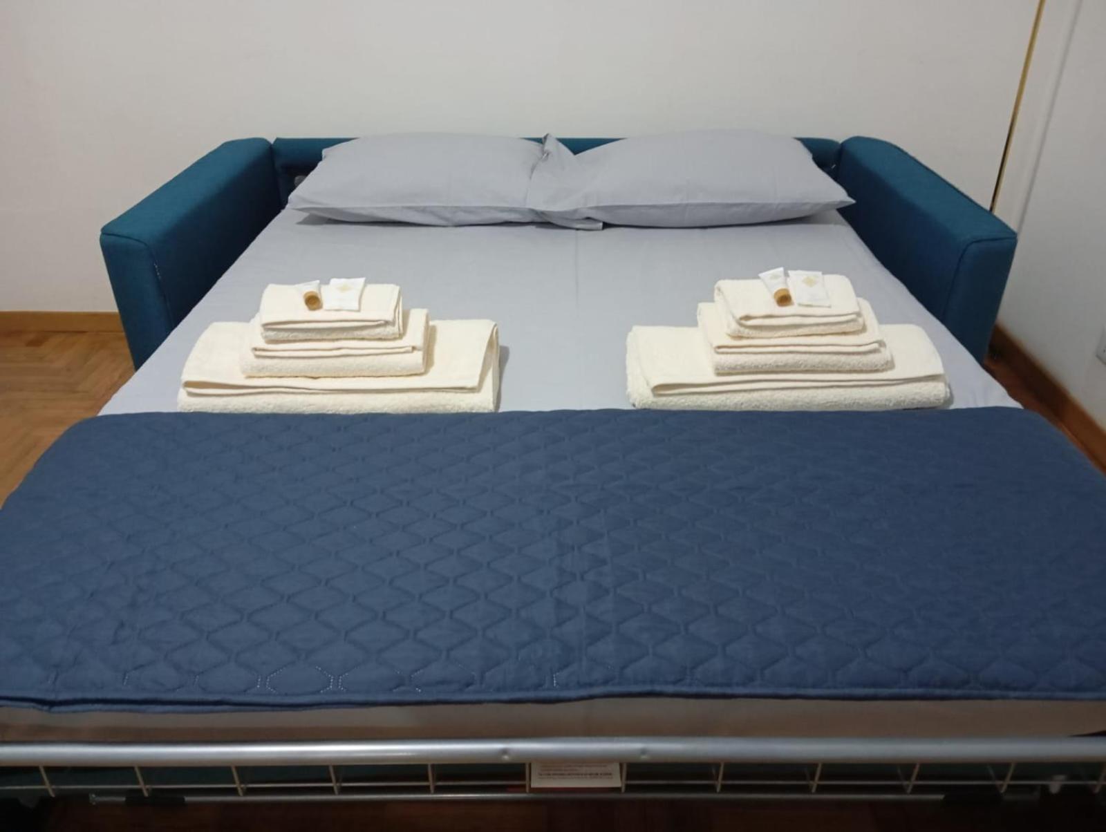 Vacanze Romane Colosseo apartment