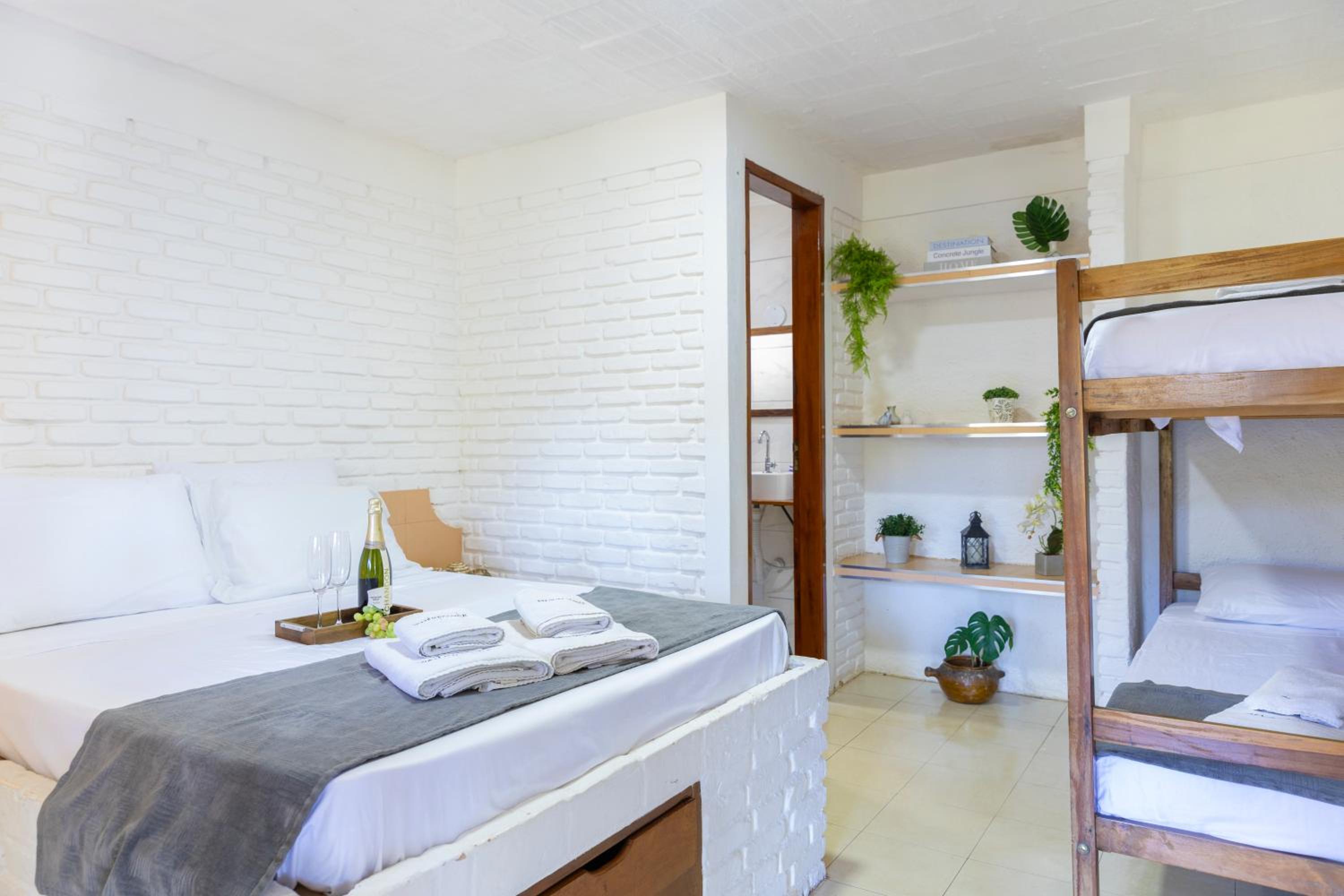 Natureza, Piscina, Churrasqueira |Brazilian Corner