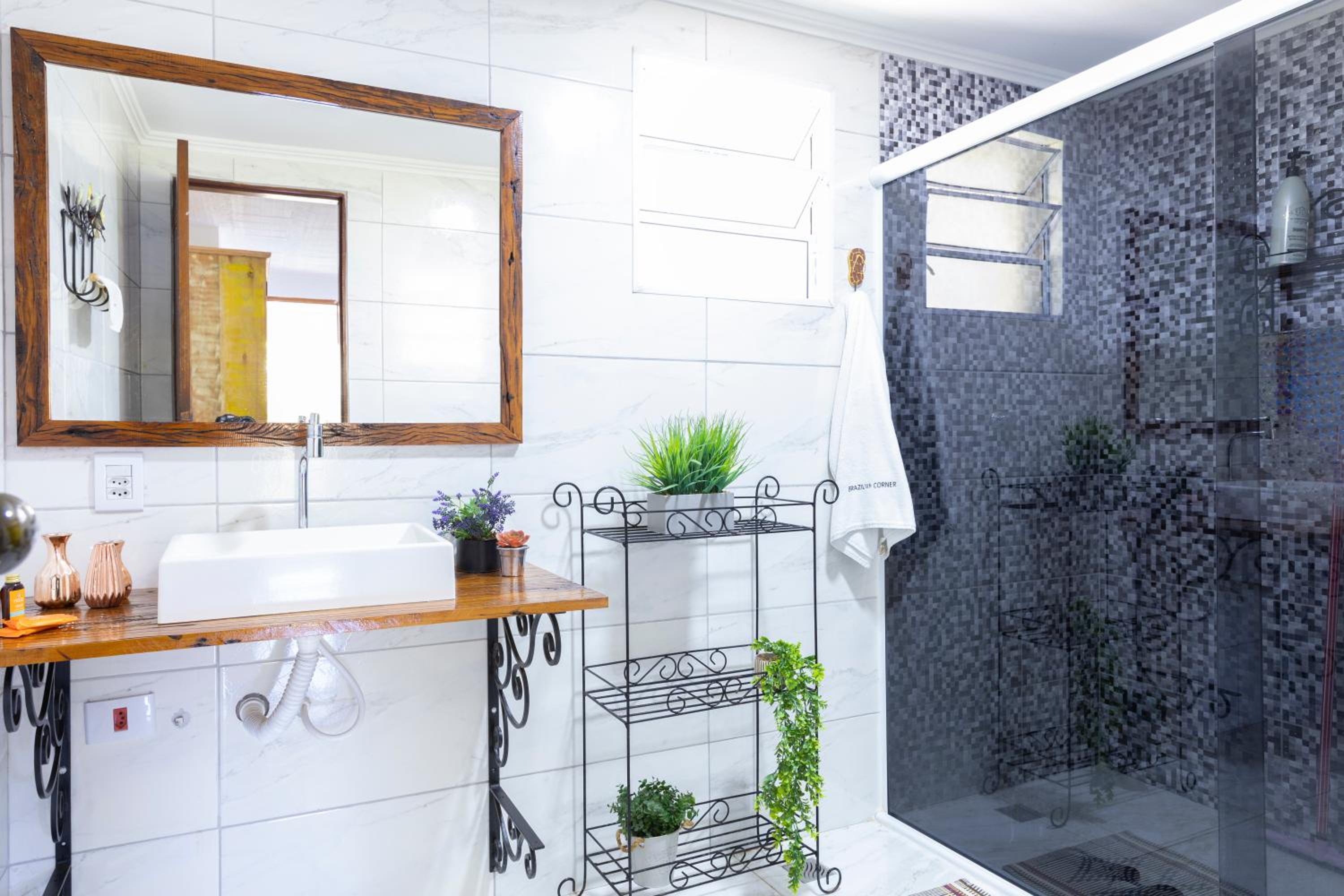 Natureza, Piscina, Churrasqueira |Brazilian Corner