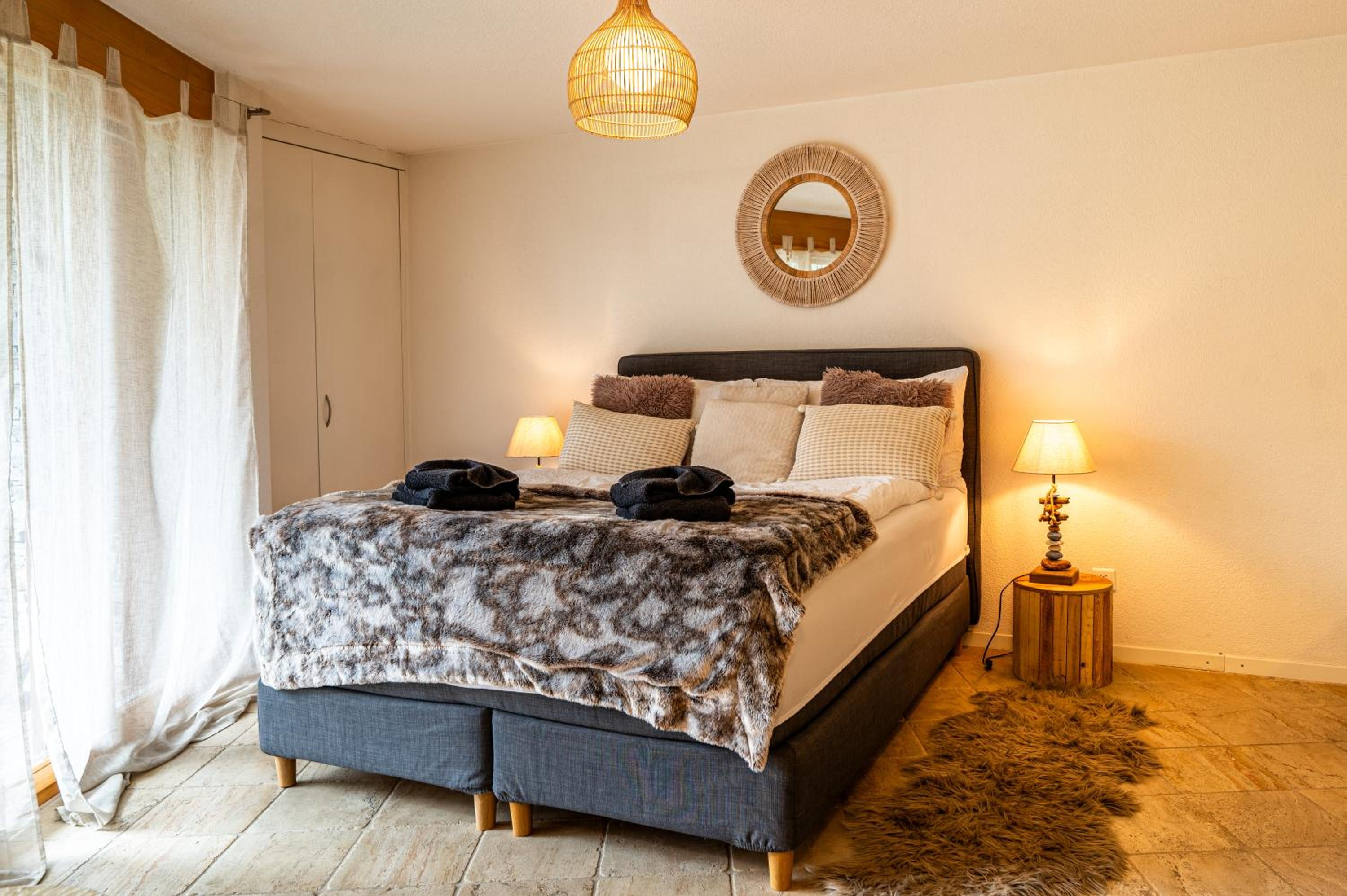 Cozy Chamia Studio