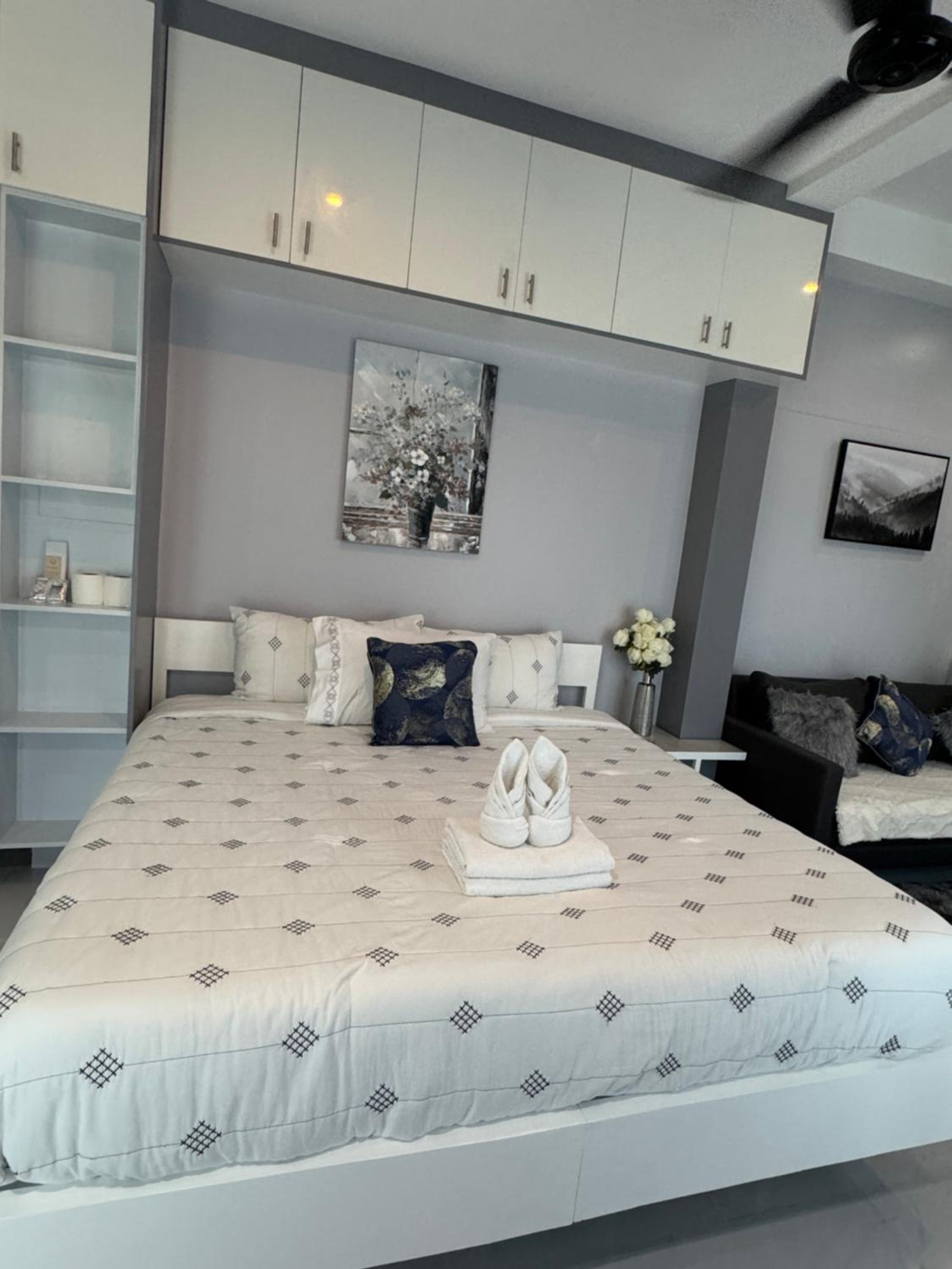 Anavada Suites - Davao City