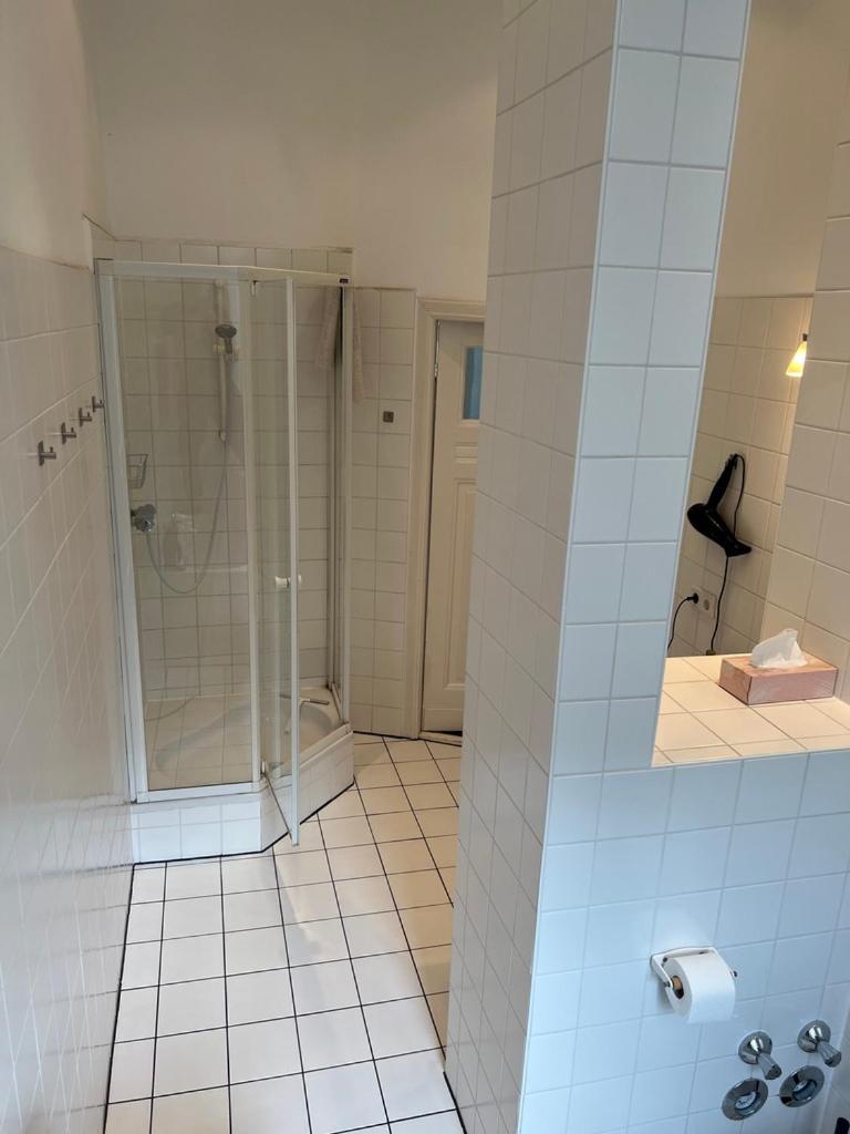 Schönes Privatzimmer in Charlottenburg