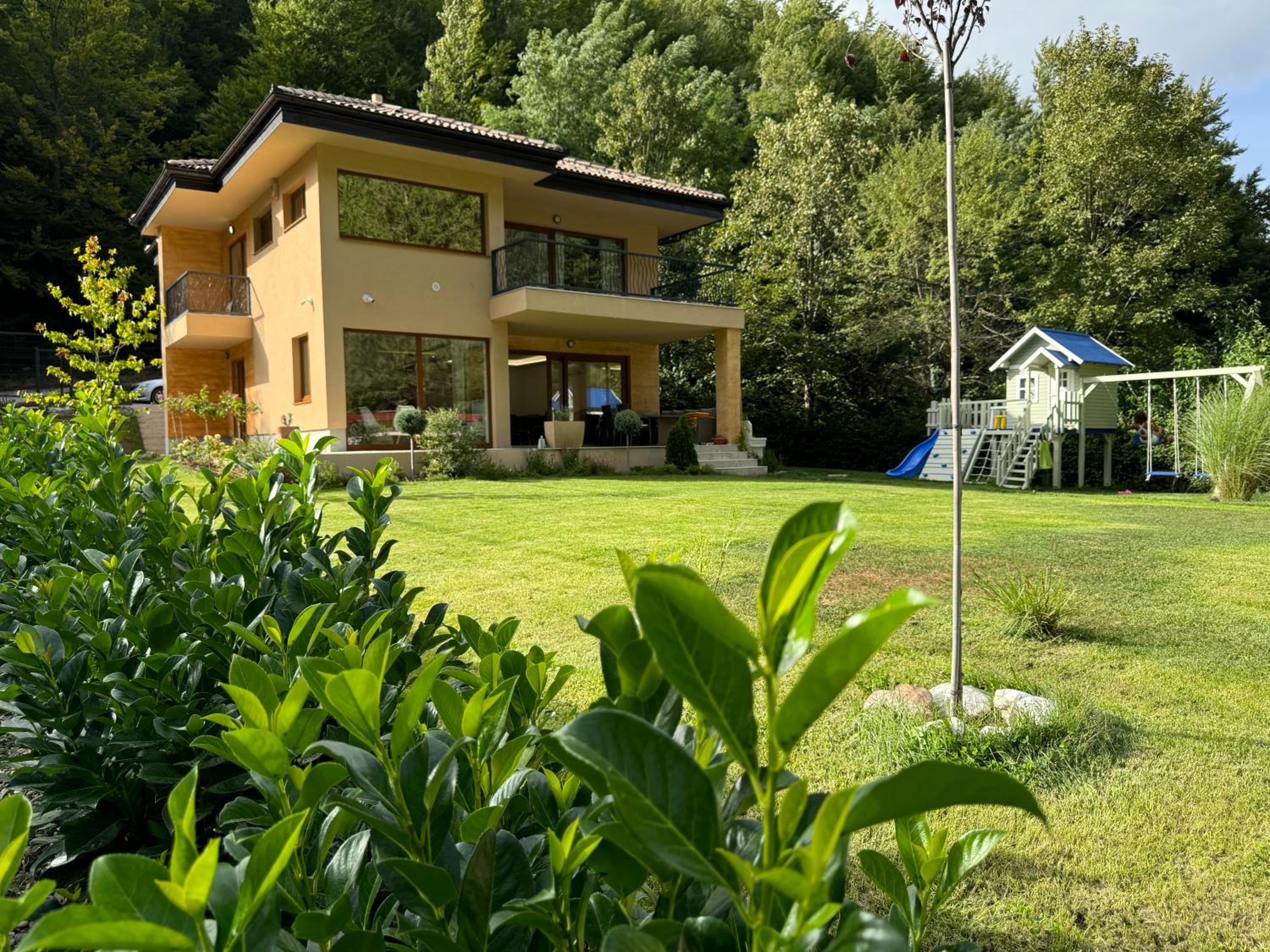 Villa Rivus - Private Family Retreat near Sarajevo