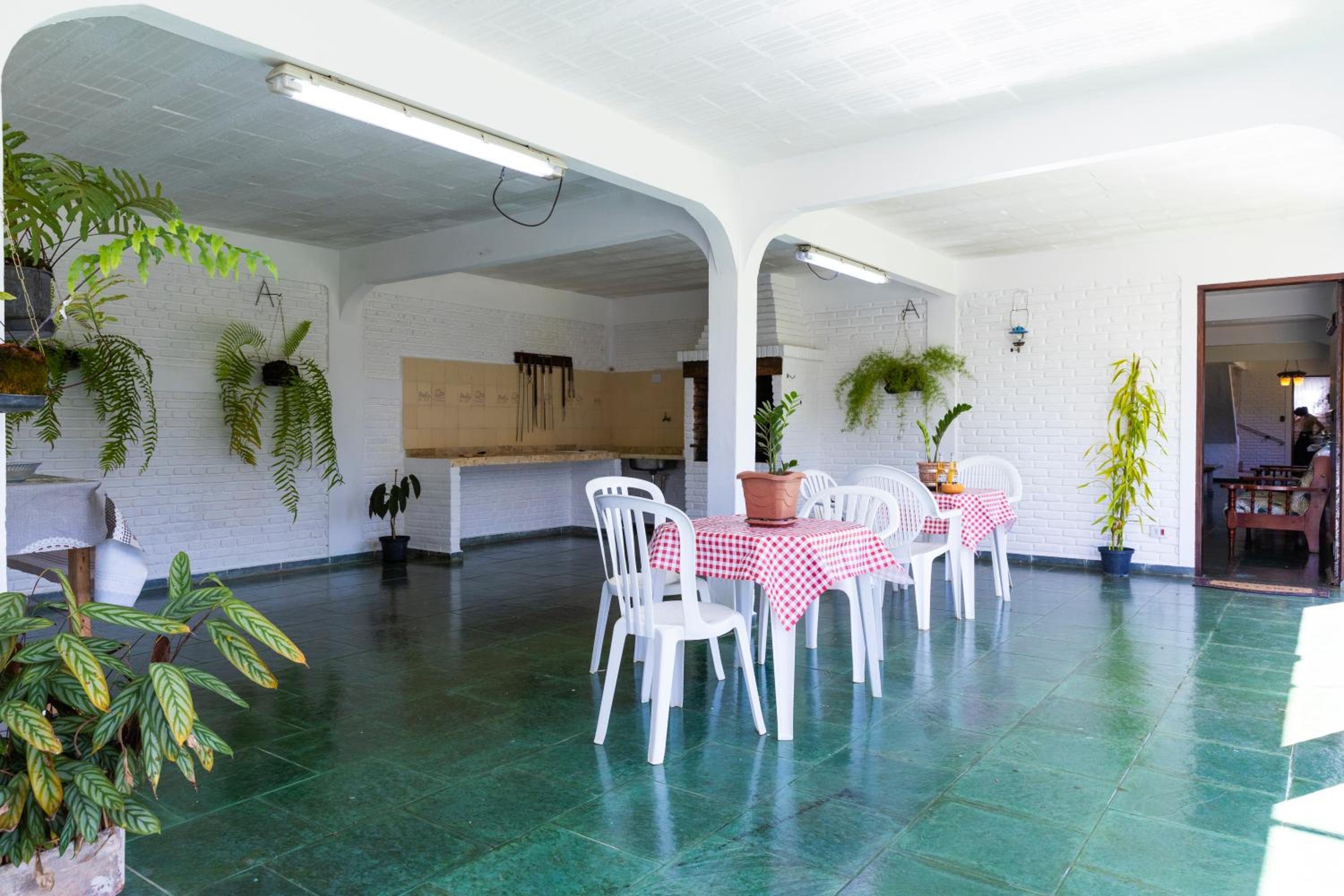 Natureza, Piscina, Churrasqueira |Brazilian Corner