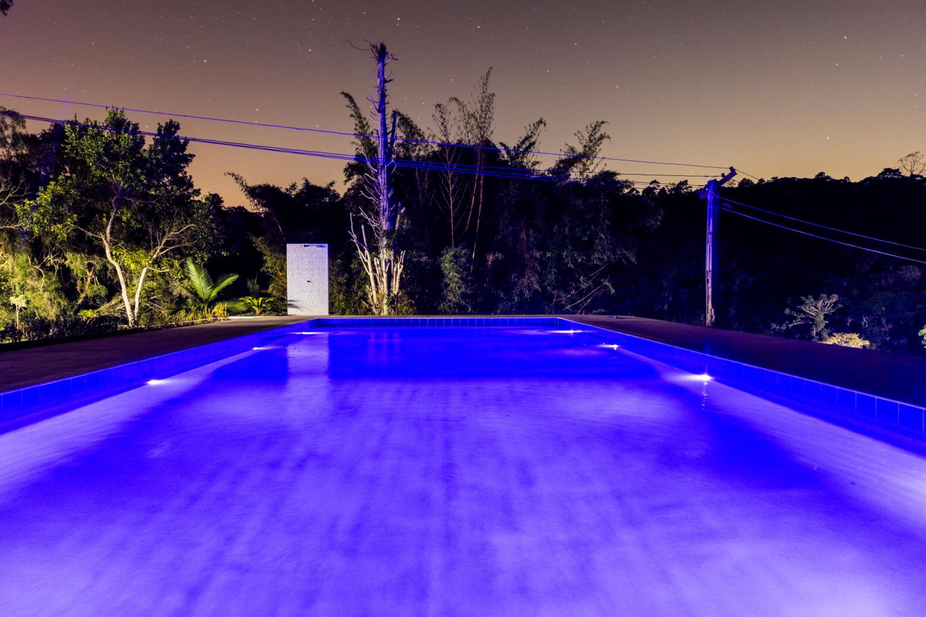 Natureza, Piscina, Churrasqueira |Brazilian Corner