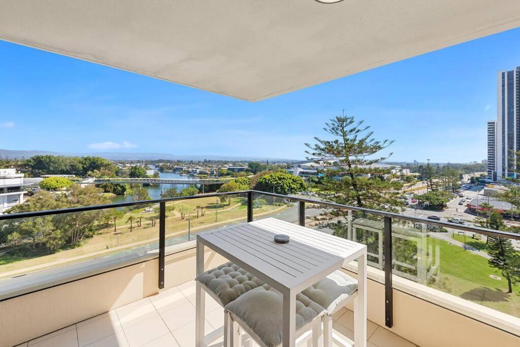 Park Views & Luxe Amenities in Broadbeach