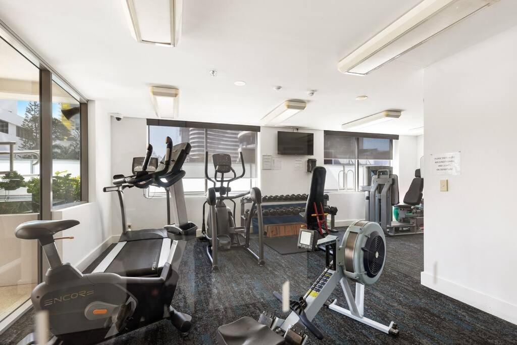 Park Views & Luxe Amenities in Broadbeach