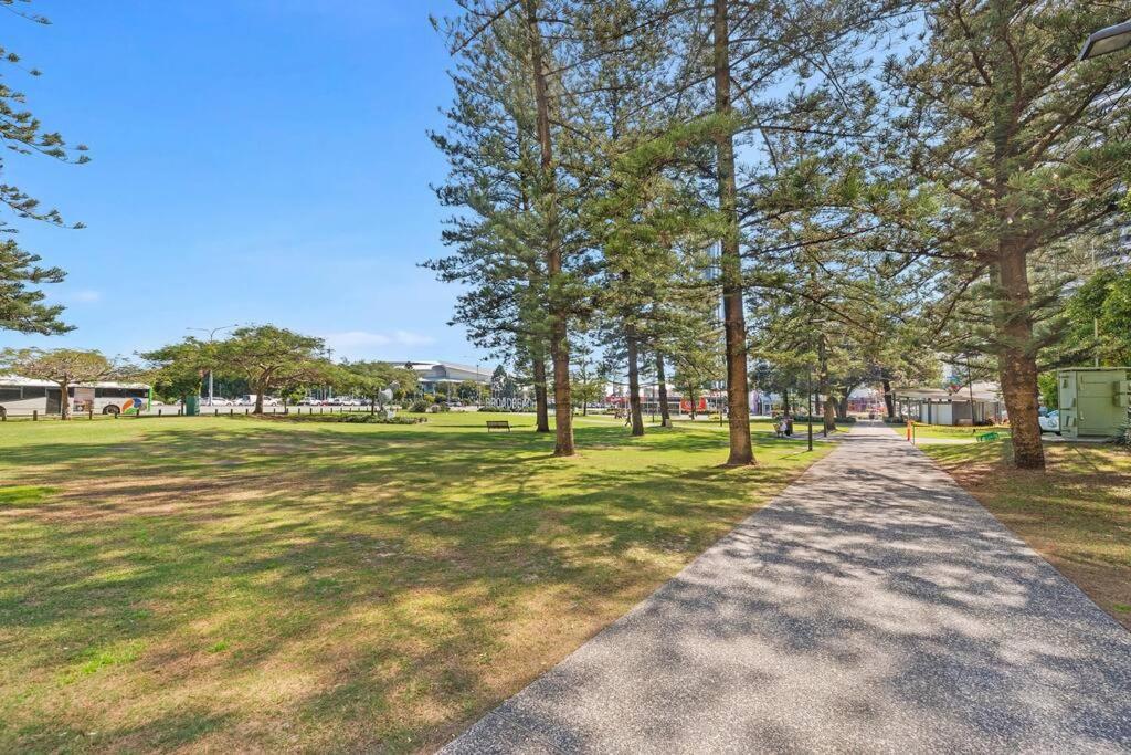 Park Views & Luxe Amenities in Broadbeach