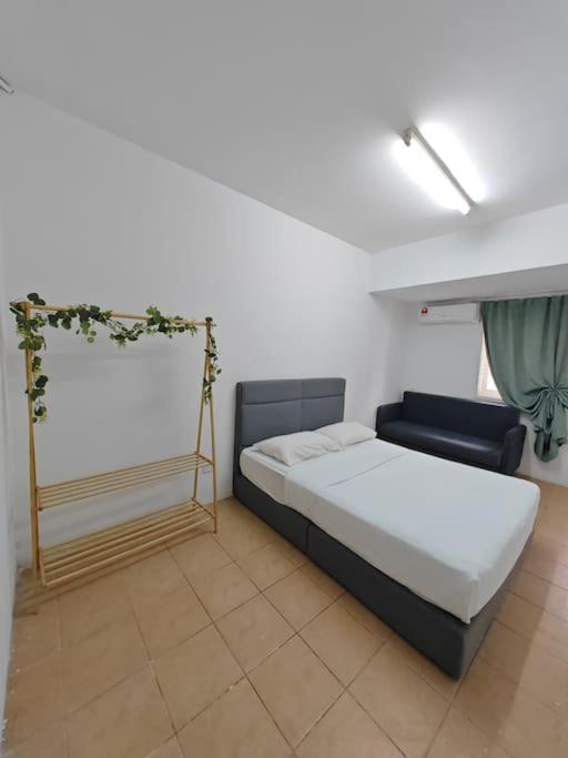 Taman Duta KL Deluxe Villa by uBook